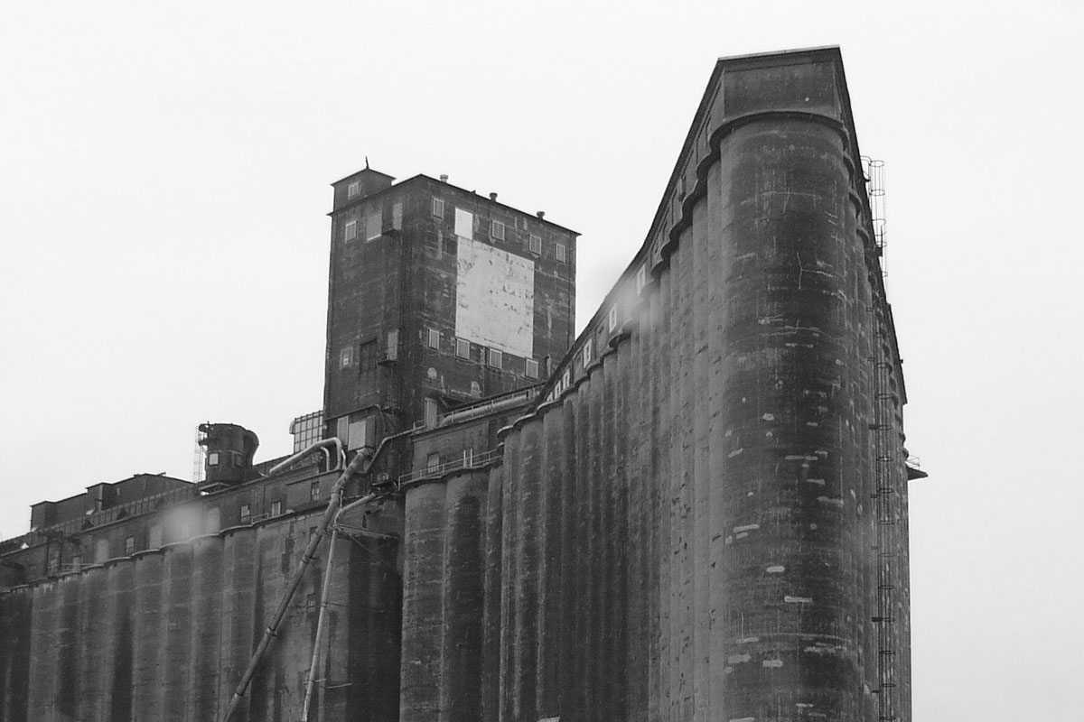 rochus-aust-bauhaus-the-100-home-city-buffalo-3