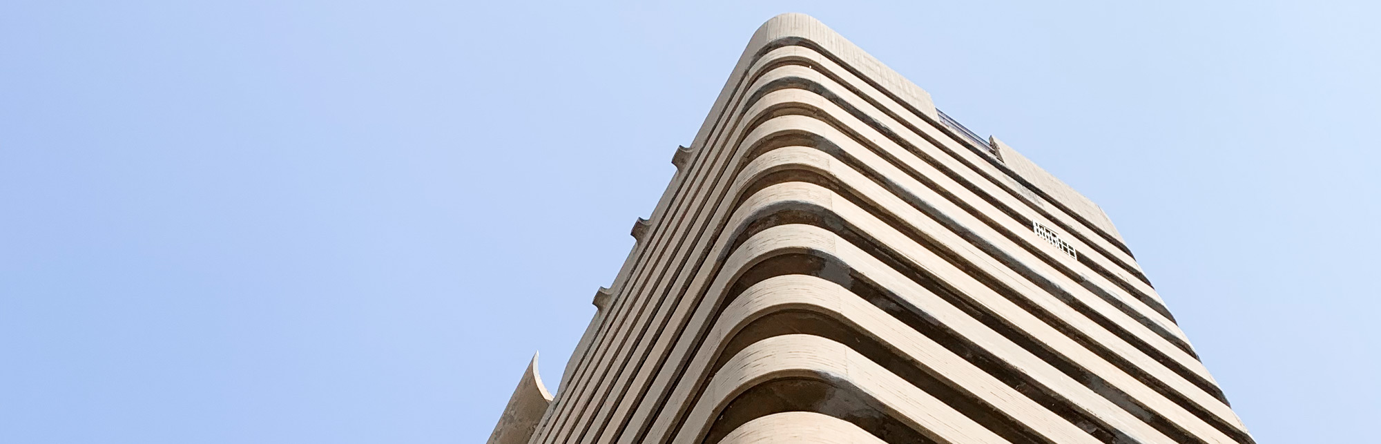 rochus-aust-bauhaus-the-100-home-city-tel-aviv-1